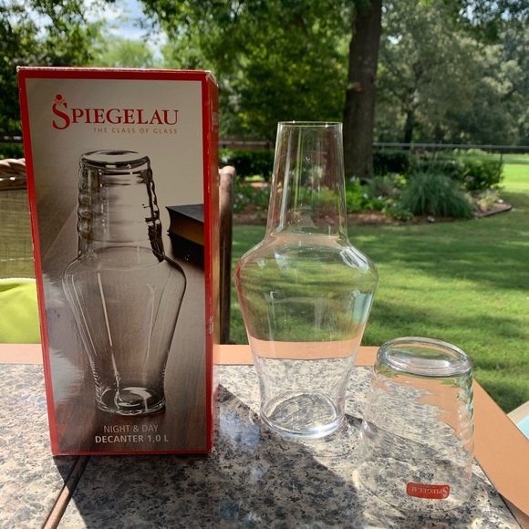 Spiegelau Glass Decanter - Picture 3 of 3